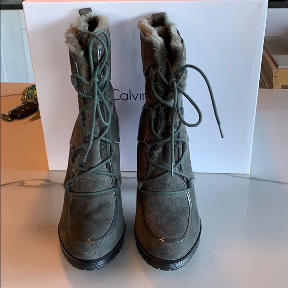 Calvin Klein Dizzy Fur Suede Boots Sz 7.5 Grey - Picture 3 of 6